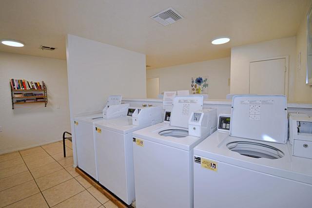 Image 40 of 43 For 1050 Ramon Drive 87