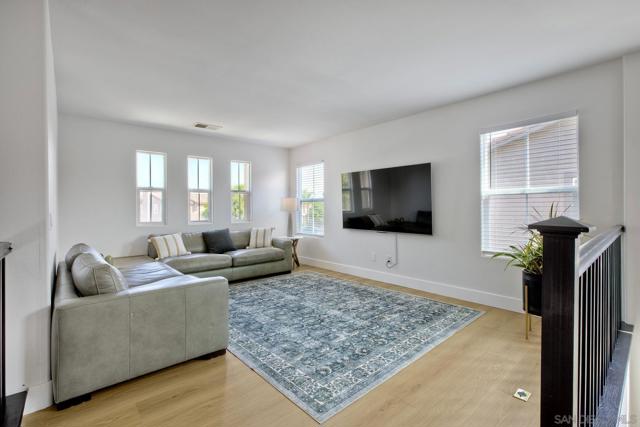 31659 Poppy Street, Winchester CA: https://media.crmls.org/mediaz/bec45829-4aaa-4ff3-94ad-c95ae3f0a02f.jpg