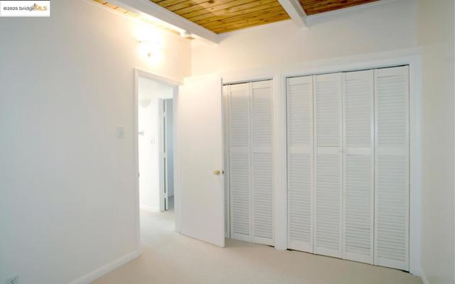 1611 Julia St, Berkeley CA: https://media.crmls.org/mediaz/bec4dcaa-2e6b-416a-a82f-234c23c4fd46.jpg