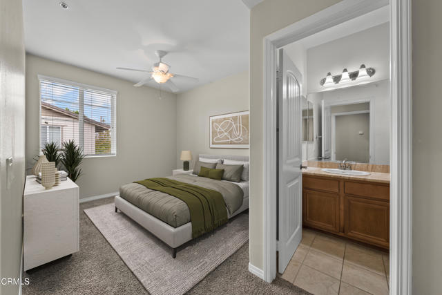 1542 Windshore Way, Oxnard CA: https://media.crmls.org/mediaz/bec5465d-981c-4bac-9103-a831984873f6.jpg