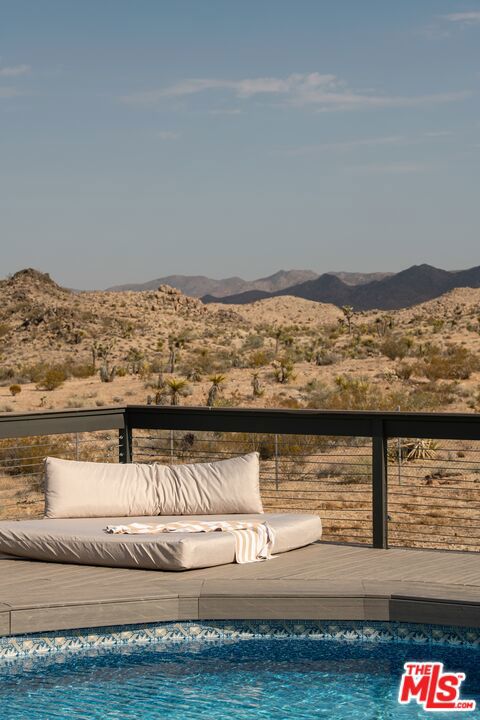 59855 Security Drive, Yucca Valley CA: https://media.crmls.org/mediaz/bec54a27-b9e9-461b-8f01-4057e0b4af03.jpg