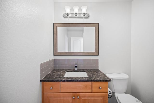 3243 Avenida Aragon, Carlsbad CA: https://media.crmls.org/mediaz/bec5517a-0415-4d20-bf1b-12ce29d6cc1f.jpg