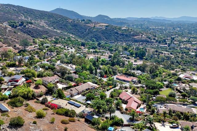 1650 Elevado Road, Vista CA: https://media.crmls.org/mediaz/bec61a82-7f79-4a09-b059-a765b2bb3a5b.jpg