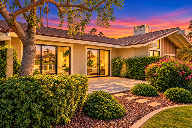 86 Palomino Circle, Palm Desert, CA 92211