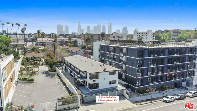 151 S Mountainview Avenue, Los Angeles CA: https://media.crmls.org/mediaz/bec6be5f-cfe7-4d80-8b72-1db27da47ff3.jpg