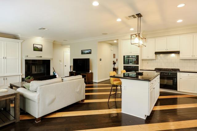 Detail Gallery Image 9 of 70 For 1595 Quiet Trail Dr, Chula Vista,  CA 91915 - 5 Beds | 3 Baths