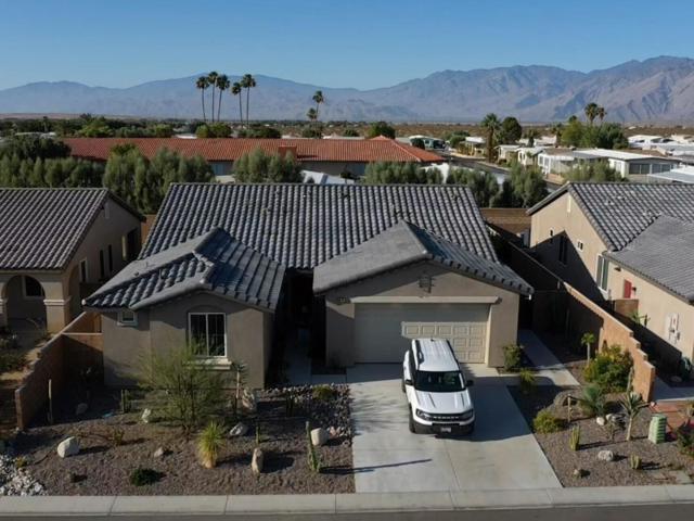 66361 S Agua Dulce Drive, Desert Hot Springs CA: https://media.crmls.org/mediaz/bec855bd-ea25-45bf-8000-34705987bc21.jpg