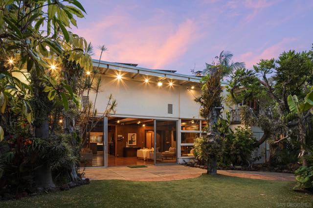 1010 Myrtle Way, San Diego CA: https://media.crmls.org/mediaz/bec8be86-054a-4242-b706-a855fe0ab2e6.jpg