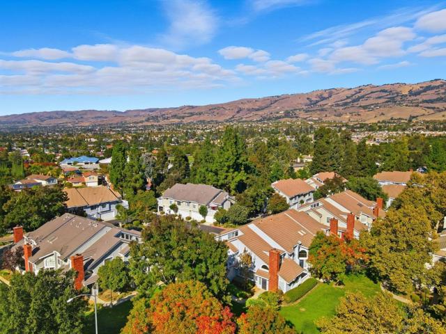 2512 Yerba Hills Court, San Jose CA: https://media.crmls.org/mediaz/bec94142-2574-4594-a5fe-5cd0aa0a2c68.jpg