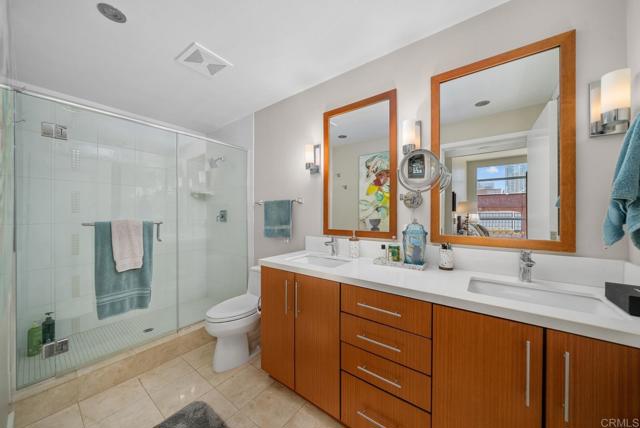 Detail Gallery Image 40 of 66 For 325 7th Ave #212,  San Diego,  CA 92101 - 3 Beds | 2/1 Baths