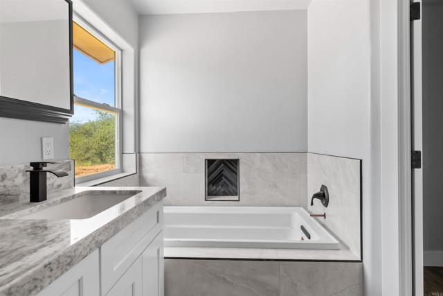 Detail Gallery Image 23 of 47 For 15670 Fruitvale Rd, Valley Center,  CA 92082 - 4 Beds | 2/1 Baths