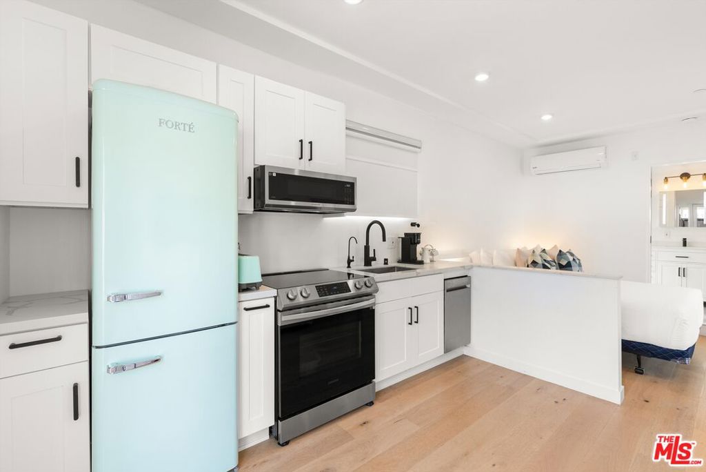 MLS #26861857 image #50