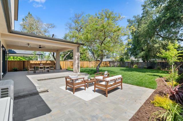 615 Chapman Drive, Campbell CA: https://media.crmls.org/mediaz/becdaa3b-b5f6-4b73-91d3-938d2755fcc8.jpg