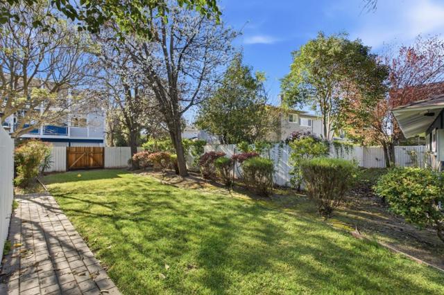 315 Carlos Avenue, Redwood City CA: https://media.crmls.org/mediaz/bed01a3f-e0c9-464e-ad8e-02eb0dfd69ca.jpg