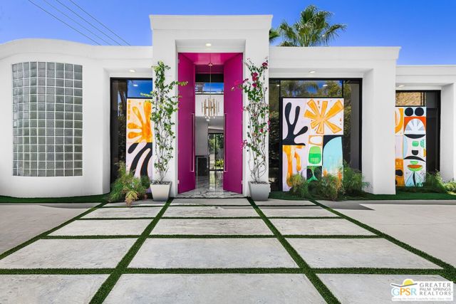 153 W El Camino Way, Palm Springs, CA 92264
