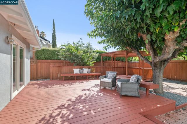 1786 Klier Drive, Concord CA: https://media.crmls.org/mediaz/bed11b44-6fc1-4001-b168-bff79b588cc6.jpg