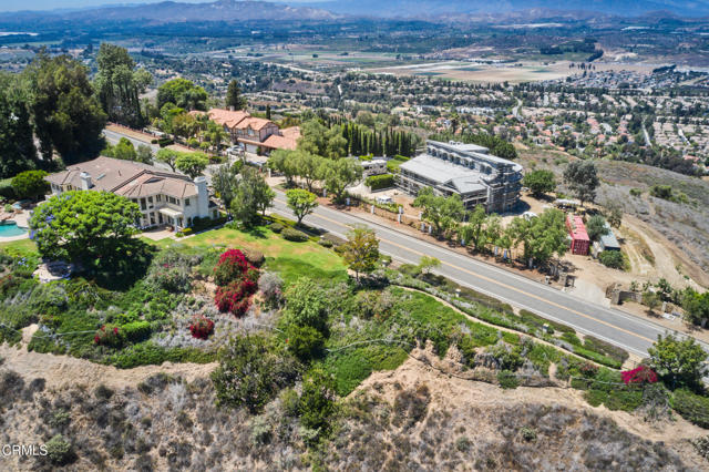 11848 Presilla Road, Camarillo CA: https://media.crmls.org/mediaz/bed1ebb5-3c73-4b03-82bc-e71c9774d77e.jpg