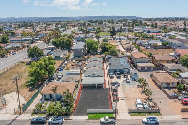 Image 23 of 30 For 1877 Donax Avenue