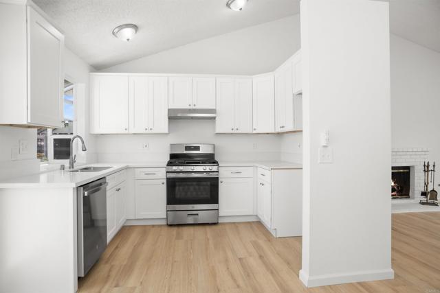 Detail Gallery Image 21 of 47 For 4888 Northerly St, Oceanside,  CA 92056 - 3 Beds | 2 Baths
