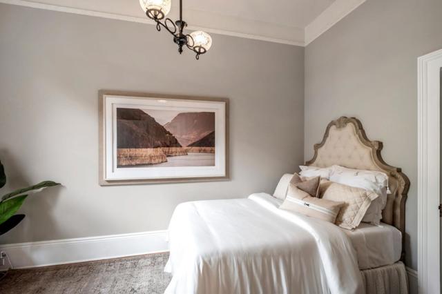 4087 17th Street, San Francisco CA: https://media.crmls.org/mediaz/bed514dc-3b38-4894-899b-4b0ad1fc7bb5.jpg