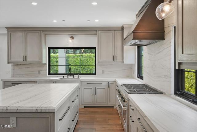 Detail Gallery Image 20 of 76 For 1329 Campbell St, Glendale,  CA 91207 - 4 Beds | 6 Baths