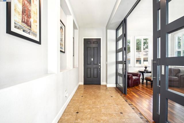 320 Oaks Bridge Pl, Pleasanton CA: https://media.crmls.org/mediaz/bed65d9a-6527-4a1b-b900-c1bb50a2f2f2.jpg
