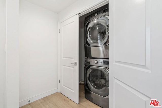 14357 Collins Street, Sherman Oaks CA: https://media.crmls.org/mediaz/bed6f8f8-a906-4aa1-9f74-e82a3f595115.jpg