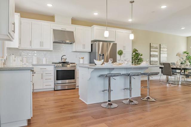 660 Tyrella Avenue, Mountain View CA: https://media.crmls.org/mediaz/bed762b3-6158-4f6e-856b-186ef2c196f3.jpg