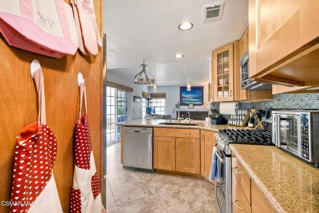 4517 Big Sur Street, Oceanside CA: https://media.crmls.org/mediaz/bed7c35b-9ba2-465d-aec9-d8487239bbe3.jpg