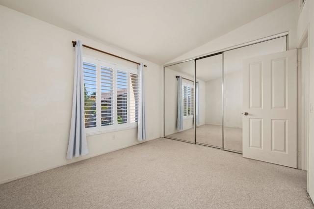 1137 Avenida Sobrina, Oceanside CA: https://media.crmls.org/mediaz/bed9003b-7def-4674-a471-707cc779682a.jpg