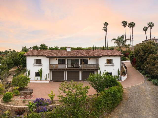5615 Via Montellano, Bonsall CA: https://media.crmls.org/mediaz/bed93cf2-9d0f-4a11-989d-cb7729ccfa9f.jpg