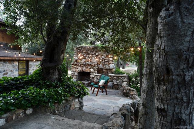 28967 Oak Ln, Pine Valley CA: https://media.crmls.org/mediaz/bed99019-c6b4-4333-9a74-bf6efbbdc254.jpg