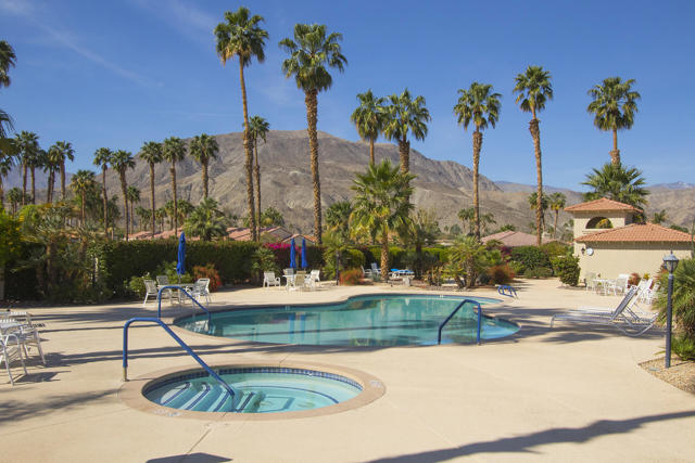5 Novato Terrace, Rancho Mirage CA: https://media.crmls.org/mediaz/beda0040-c355-41cd-8fe9-e887f09bc9ef.jpg
