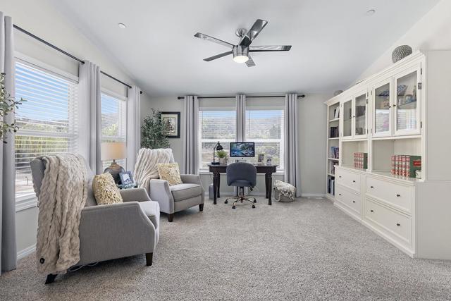 4027 Sumac Summit, Fallbrook CA: https://media.crmls.org/mediaz/bedb21b0-ebaf-43d8-ba4a-56598dfcc58c.jpg