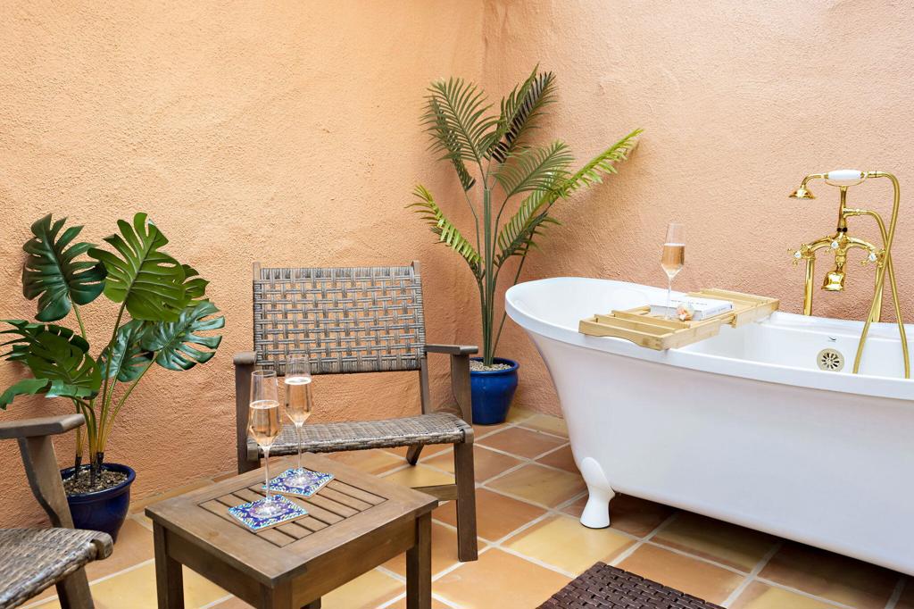 298 San Vincente Circle