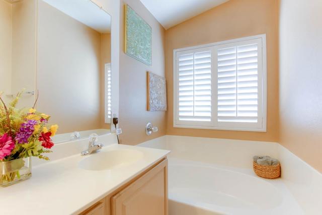 751 La Baig Drive, Hollister CA: https://media.crmls.org/mediaz/bedc4e0c-0953-4b93-8149-192d2c690501.jpg