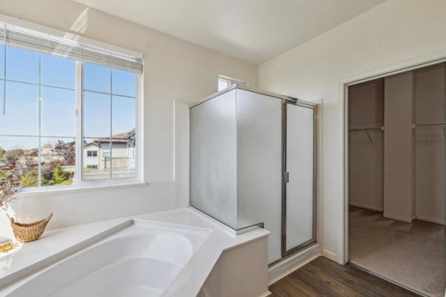 4276 Bay Crest Circle, Seaside CA: https://media.crmls.org/mediaz/bede3d81-126d-4cae-b289-dfc820375240.jpg