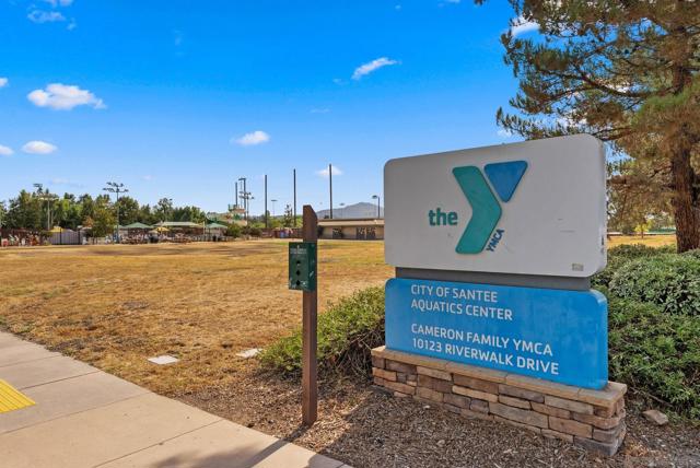 10357 Bart Way, Santee CA: https://media.crmls.org/mediaz/bede5931-a55e-4d2b-9994-b809ca0f310f.jpg