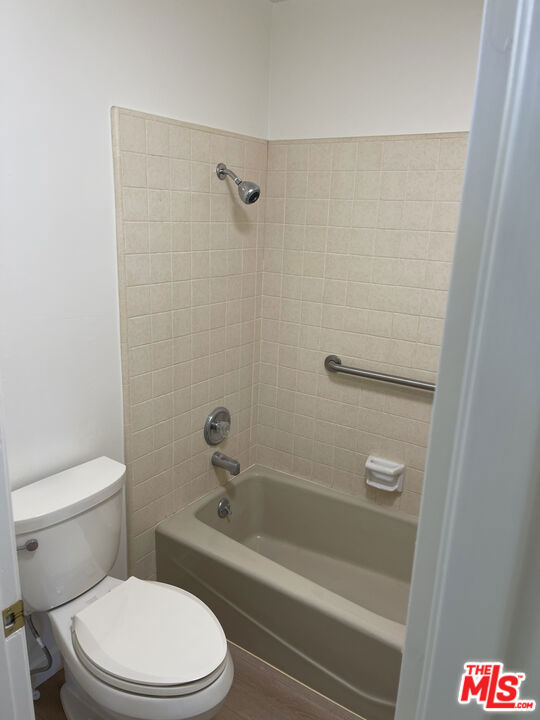 15480 Antioch Street, Pacific Palisades CA: https://media.crmls.org/mediaz/bede6aef-da93-49d1-aaa8-45641bc93432.jpg