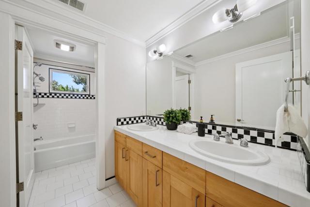 20460 Williams Avenue, Saratoga CA: https://media.crmls.org/mediaz/bedec7cd-c90c-4d45-bbee-c4ada312dad0.jpg