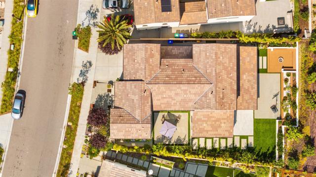 5347 Morning Sage Way, San Diego CA: https://media.crmls.org/mediaz/bedf0d62-f309-4690-bdd3-f233a83f3e58.jpg