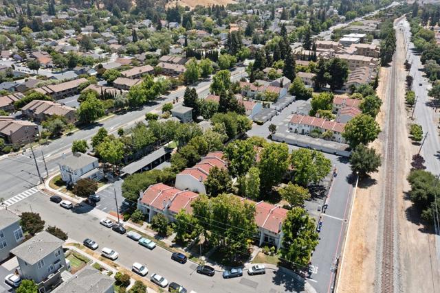 38652 Aurora Terrace, Fremont CA: https://media.crmls.org/mediaz/bedf69a1-65ff-42a7-8790-2f2e7d4322c0.jpg