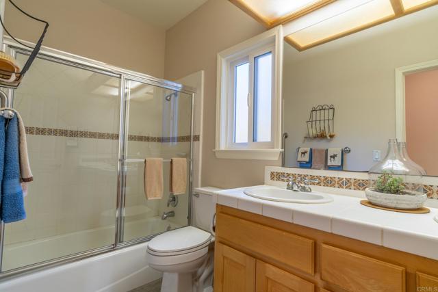 30646 Red Hawk Road, Valley Center CA: https://media.crmls.org/mediaz/bedfadcf-4843-4d6f-b75d-1dc400b738ee.jpg