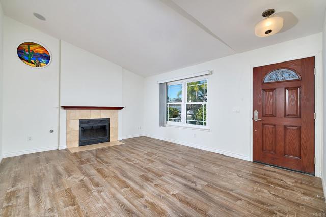 Detail Gallery Image 3 of 36 For 9717 Follett Dr, Santee,  CA 92071 - 3 Beds | 2 Baths