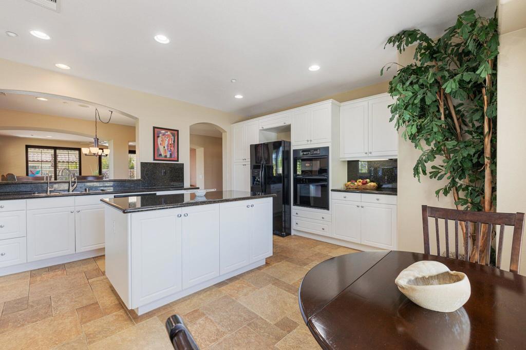 MLS #219138332DA image #12