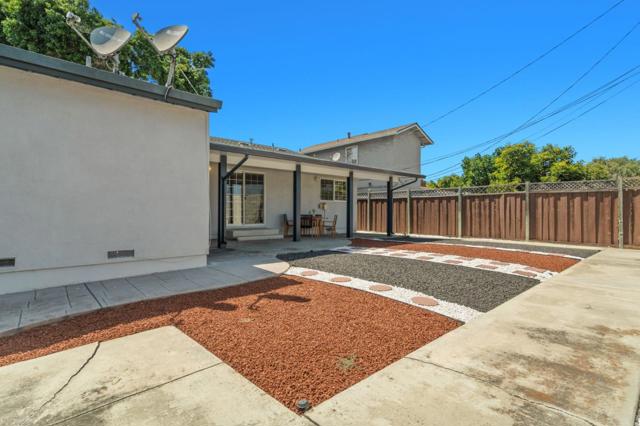 1459 Blackfield Drive, Santa Clara CA: https://media.crmls.org/mediaz/bee06c19-7e9f-45a2-86d1-2a6ff705e84f.jpg