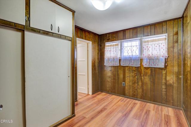 Detail Gallery Image 22 of 49 For 3942 Los Olivos Ln, Glendale,  CA 91214 - 3 Beds | 2 Baths