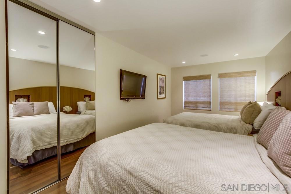 MLS #250032146SD img 25