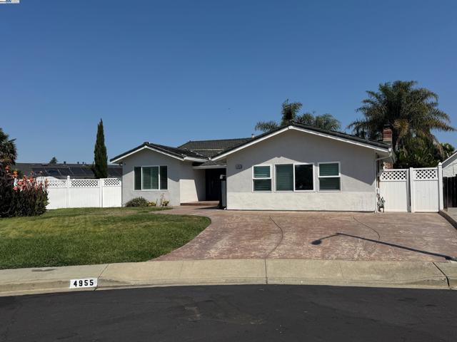 4955 Swindon Pl, Newark CA: https://media.crmls.org/mediaz/bee3457e-96f0-4774-a074-6fe64ab6beba.jpg