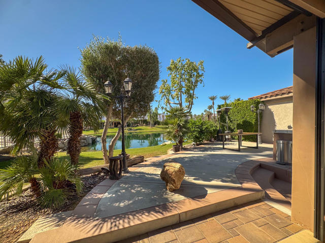 80394 Avenue 48, Indio CA: https://media.crmls.org/mediaz/bee44260-2c60-4f89-88bd-a6248fa3dcf1.jpg